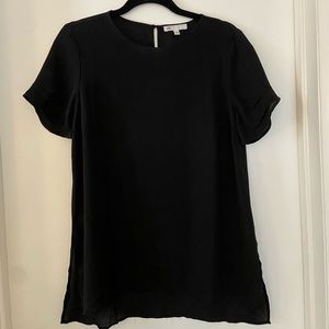 DR2 Size Small Short Sleeve top